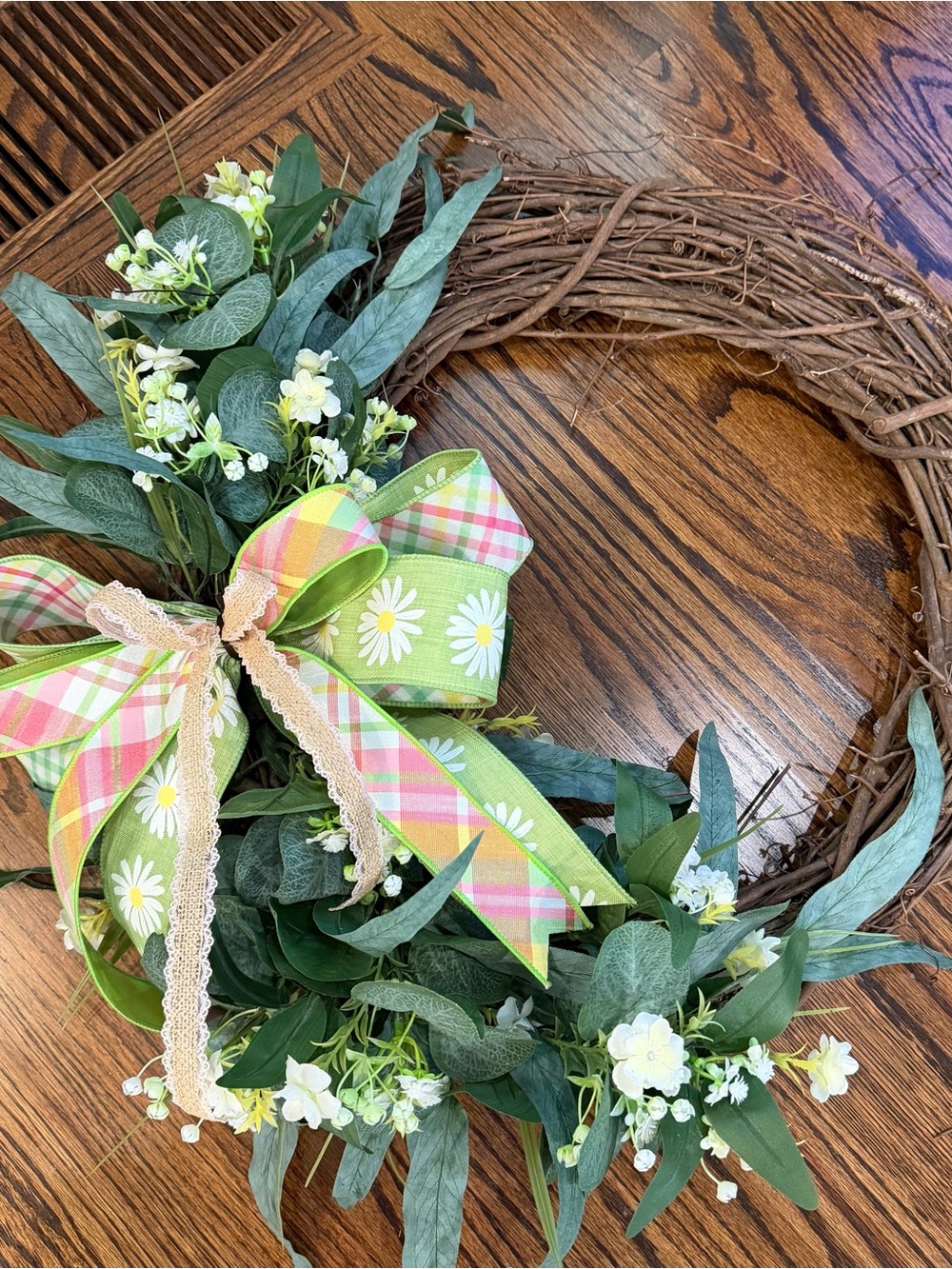 Green & White Spring Grapevine Wreath with Daisy Ribbon